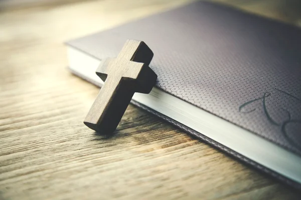 Custo Brasil: Igreja foi usada para lavar dinheiro desviado de fundo
