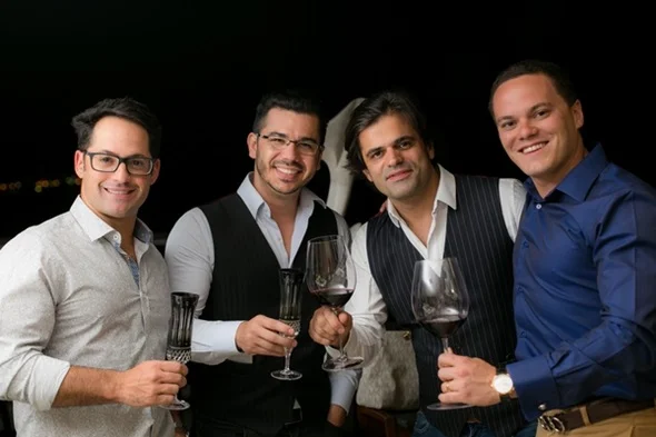 Marcelo Turbay, Valdir Farias, João Camargo e Ticiano Figueiredo Marcelo Turbay, Valdir Farias, João Camargo e Ticiano Figueiredo