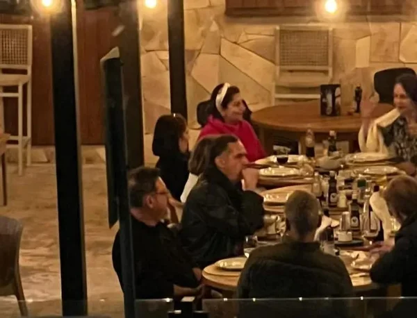 Hostilizado, Barroso precisa de escolta após jantar em SC; vídeo