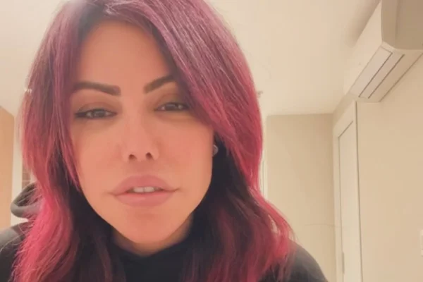 Vídeo: Liziane Gutierrez revela ter sido agredida por alunos da USP - destaque galeria