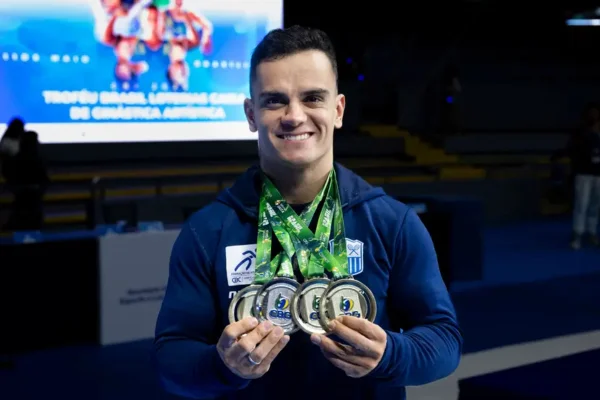 Imagem colorida de Caio Souza