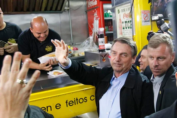 Bolsonaro diz que Brasil vai vencer a crise econômica mundial