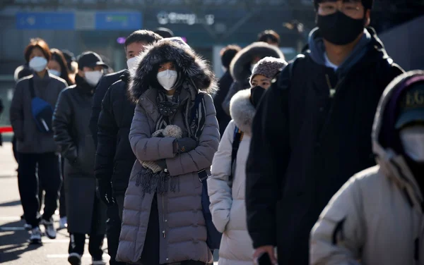 Coreia do Sul detecta nova variante de Covid-19 e acelera busca por vacinas
