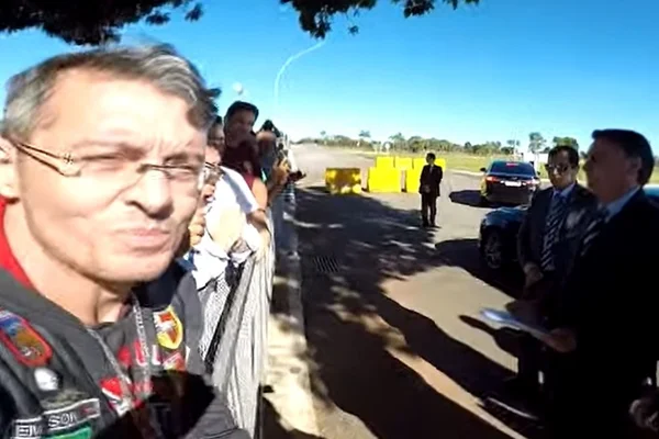 Professor Emerson Teixeira com Bolsonaro
