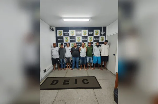 imagem colorida torcida organizada alvo de operação da pcgo