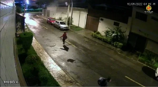 PMDF prende homens que furtaram veículo