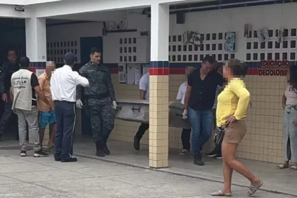 Homem morre ao passar mal durante votação