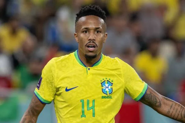 Na volta ao Real Madrid, Militão poderá virar lateral-direito