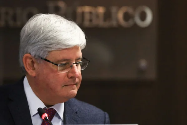 “Sofri nessa jornada”, afirma Janot em discurso de despedida no STF