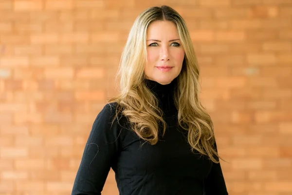 Conheça Cristina Salaro, presidente da Sociedade de Dermatologia do DF