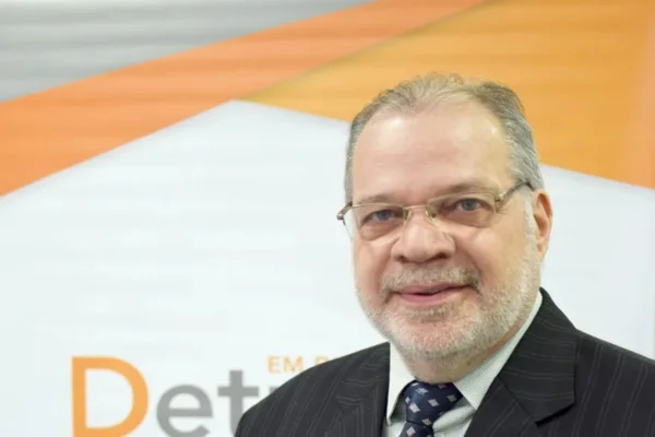 Diretor-geral do DetranRS infarta e morre dentro de gabinete