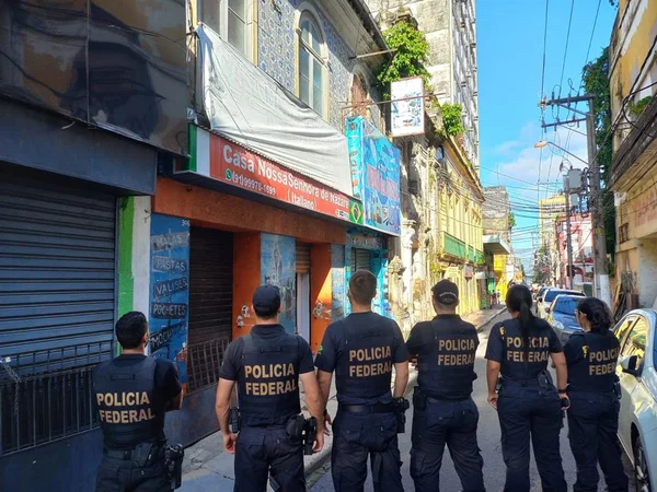 Última Patrulha: PF mira incentivadores de caravanas terroristas