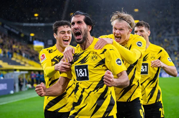 Reyna desfila passes, Haaland decide e Dortmund vence fácil o Freiburg