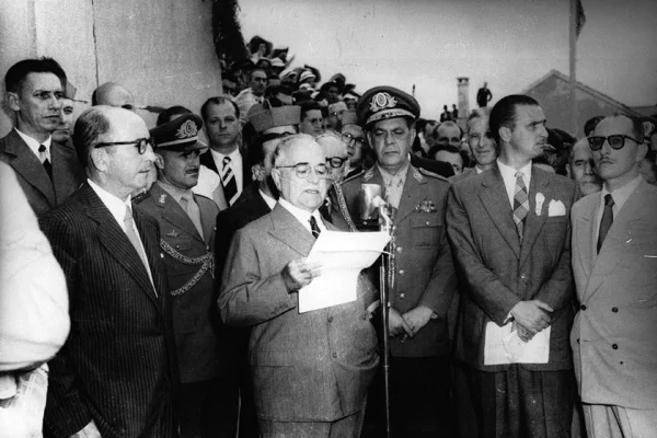 Distrito da Confusão (Crônicas de Odylo Costa, filho)