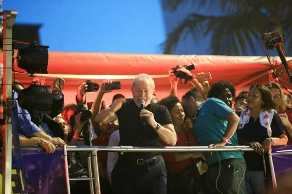 Lula, em São Paulo: “Resolveram que era hora de acabar com o PT”