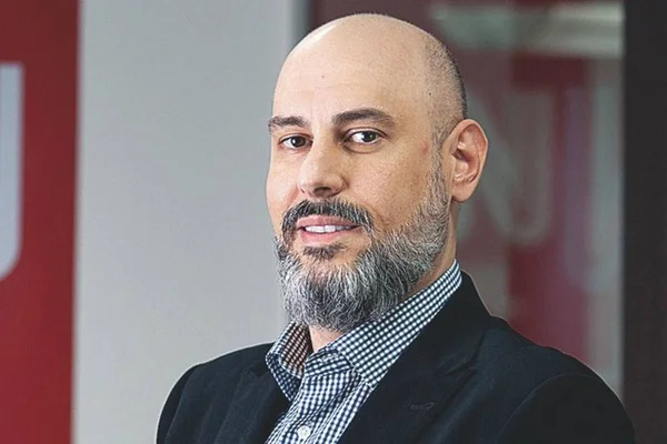 Douglas Tavolaro