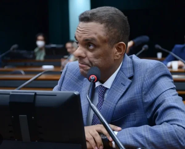 deputado otoni de paula stf