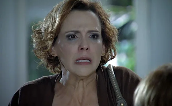 Eva (Ana Beatriz Nogueira) em A Vida da Gente