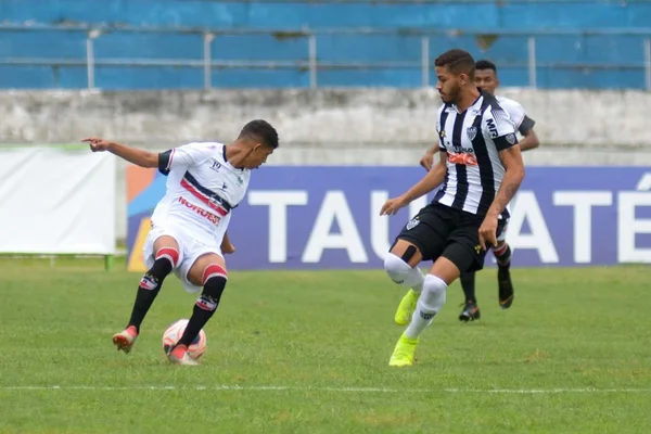 Atlético-MG perde e Chapecoense e Avaí estreiam bem na Copa SP