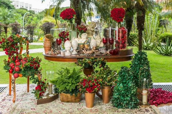 Dicas de como decorar uma linda mesa rústica de Natal