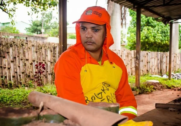 Gari com deficiência visual é aprovado no Enem e vai estudar na UFG