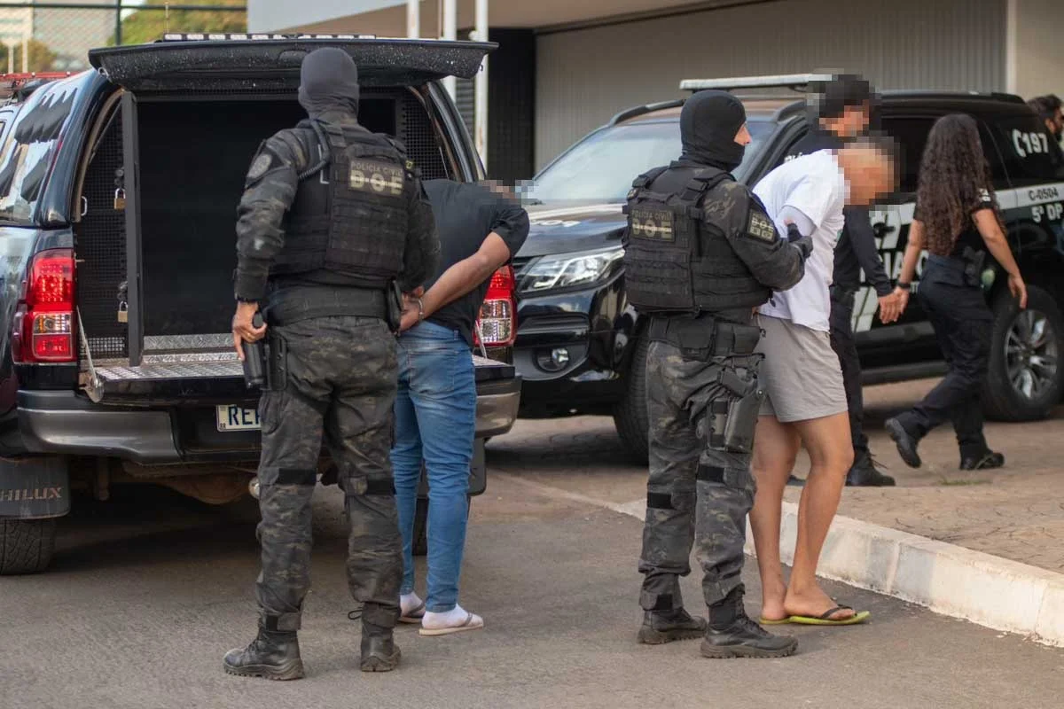 Criminosos traficavam droga na capital Criminosos traficavam droga na capital