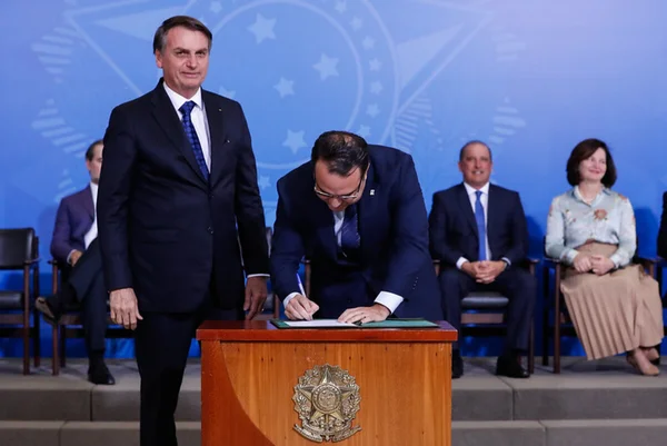 Jorge Oliveira e Jair Bolsonaro