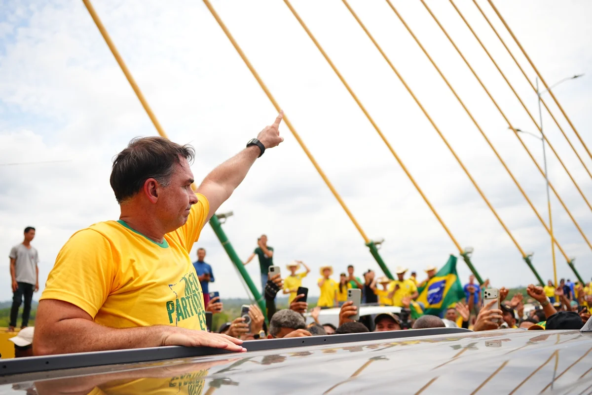 Flávio faz motocarreata em Marabá e diz que Lula quer “se vingar” do Pará