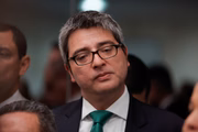 Carlos Portinho assumui vaga no Senado com a morte de Arolde Oliveira