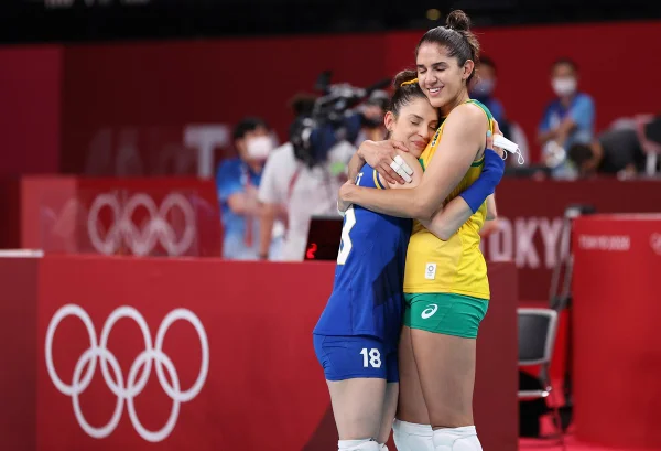 Camila Brait anuncia aposentadoria da Seleção Brasileira feminina de vôlei