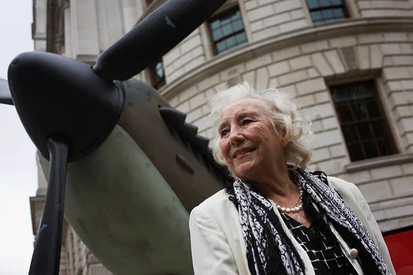 Dame Vera Lynn
