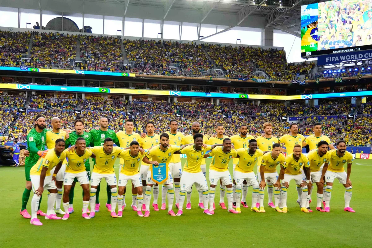 Vini Jr. marca o segundo, amplia o placar e chega a 4 gols na Copa - imagem 2 Vini Jr. marca o segundo, amplia o placar e chega a 4 gols na Copa - imagem 2