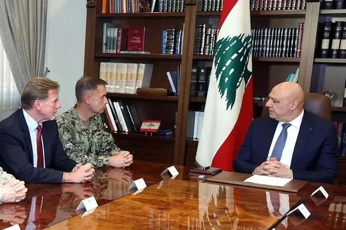 Comandante do Centcom visita Líbano para implementar acordo de paz entre Israel e Beirute