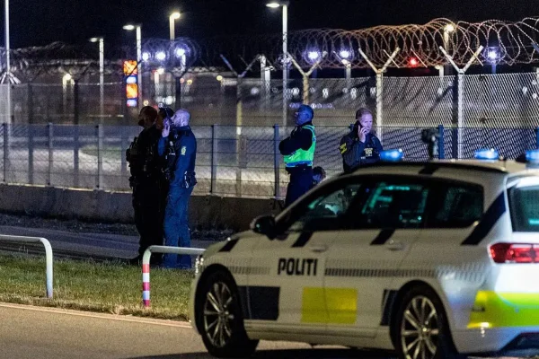 Imagem colorida do Aeroporto de Copenhague - Metrópoles