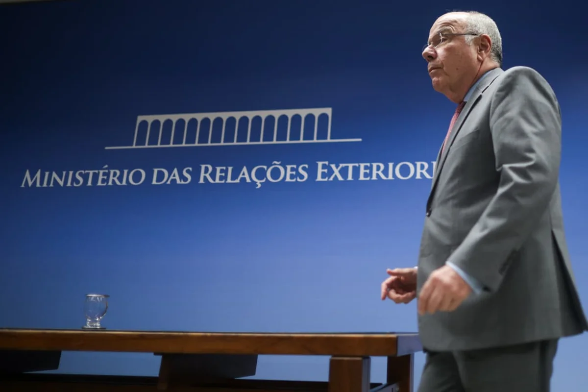 Vieira volta a discutir crise com embaixador do Brasil na Argentina