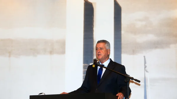 Rollemberg aciona o STF contra Laerte Bessa após ser xingado