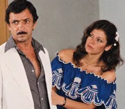 Alcione Mazzeo e Edson Silva são clicados no trabalho