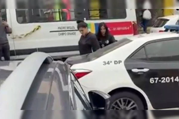 Jovem mata filho recém-nascido e joga corpo em lixeira de condomínio