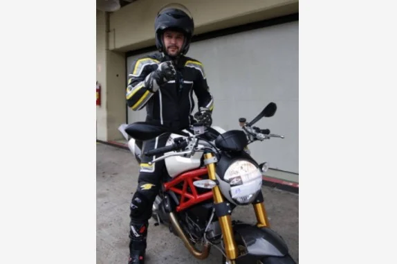 Caseiro que roubou moto de Murilo Benício é preso pela Polícia Civil - destaque galeria