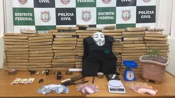 Vídeo: Polícia Civil faz mega apreensão de maconha em Samambaia