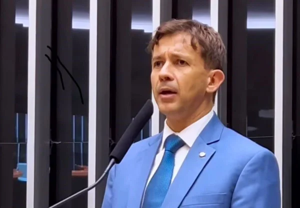 Deputado Eduardo Velloso