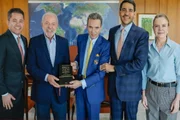 Presidente Lula recebeu o cotado ao STF, Jorge Messias, a ministra Gleisi Hoffmann e pastores evangélicos no Palácio do Planalto
