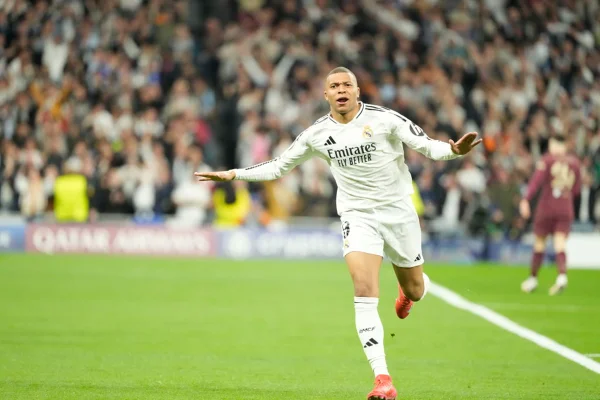 Imagem colorida de Mbappé - Metrópoles