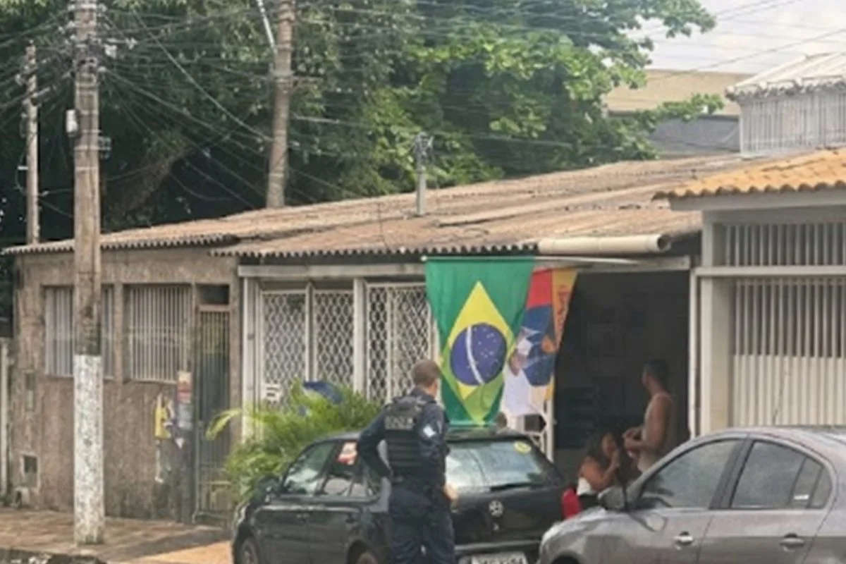 PMDF apreende carro de som por tocar música de Lula em seção eleitoral