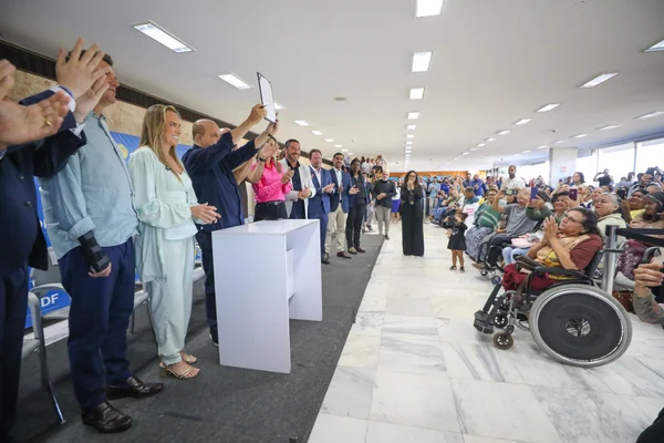 GDF vai investir R$ 30 milhões em programa que destina R$ 15 mil a famílias em situação de vulnerabilidade para compra de material de construção