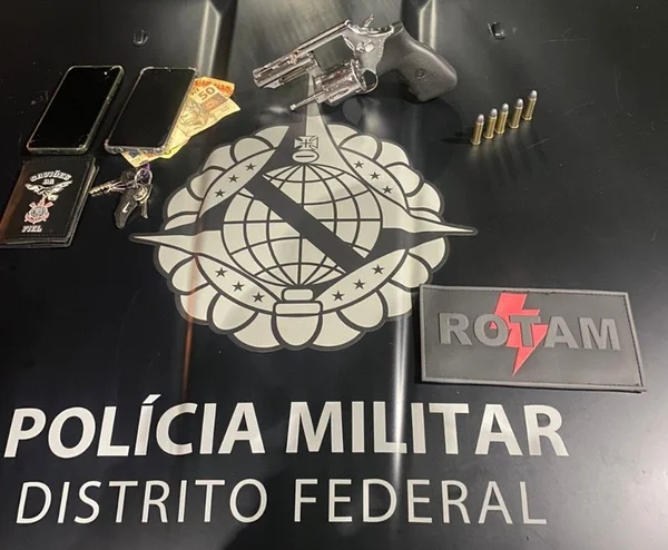 Homem armado é preso em frente o HRC