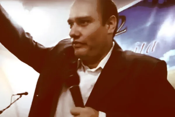 Saiba quem é o pastor condenado por estelionato após vender “milagres”