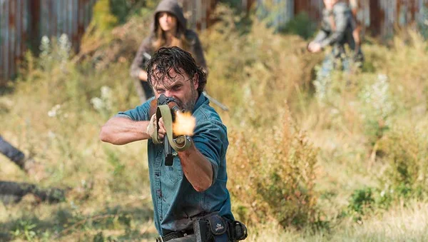 Oitava temporada de The Walking Dead ganha data de estreia