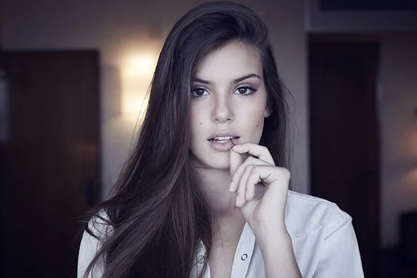 Camila Queiroz, verdades secretas