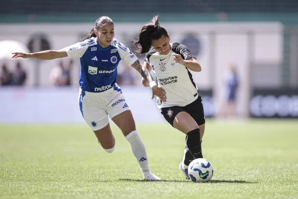 Cruzeiro e Corinthians se enfrentaram na Arena Independência